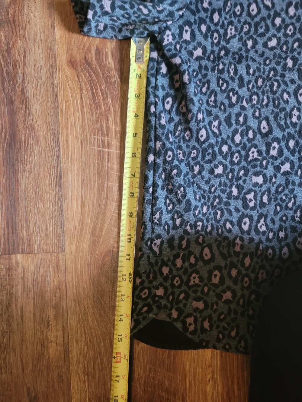 LOFT Black and Pink Leopard Print Short Sleeve Top - Picture 7 of 8